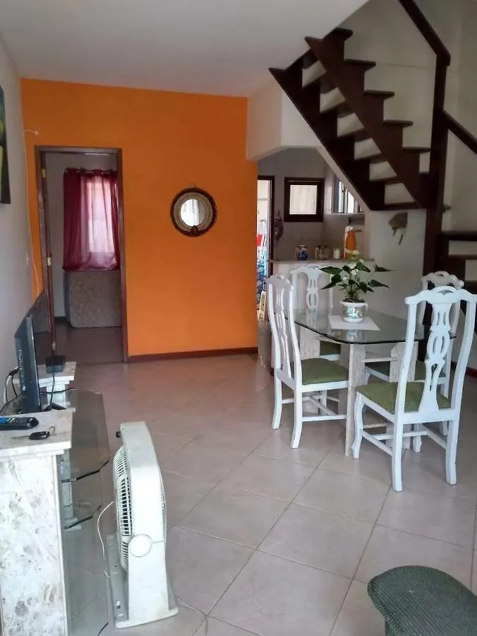 Casa de Férias Ótima casa em Cabo Frio, próximo a Búzios e Arraial do Cabo Vila